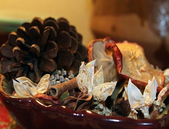 What is the lifespan of homemade potpourri?